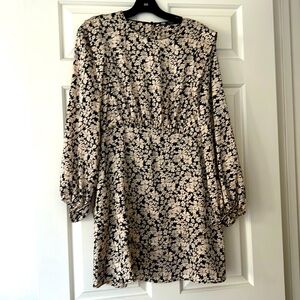 Zara Black and Tan Dress Size Medium tiered bottom